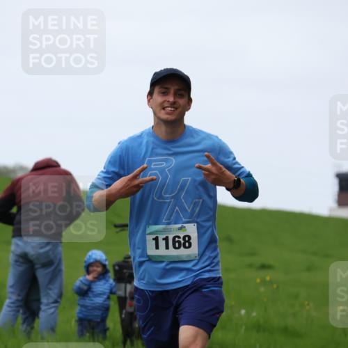04.05.2025 - 8. Wedeler Halbmarathon Yannick Fuchs http://msf.ph/oto/7826043 04.05.2025 11:13:16 Laufen 1168 meine-sportfotos.de