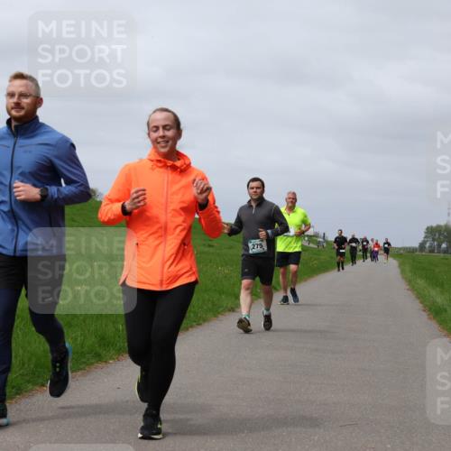 04.05.2025 - 8. Wedeler Halbmarathon Yannick Fuchs http://msf.ph/oto/7826073 04.05.2025 11:55:16 Laufen 275 meine-sportfotos.de