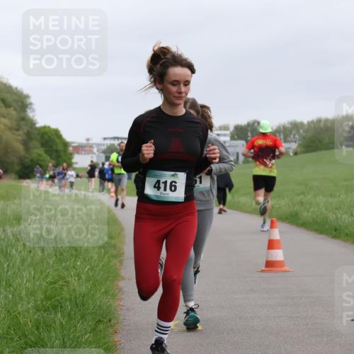 04.05.2025 - 8. Wedeler Halbmarathon Yannick Fuchs http://msf.ph/oto/7826108 04.05.2025 11:13:22 Laufen 416 meine-sportfotos.de