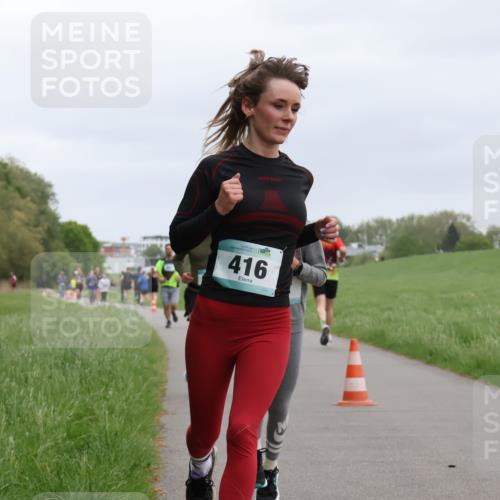04.05.2025 - 8. Wedeler Halbmarathon Yannick Fuchs http://msf.ph/oto/7826122 04.05.2025 11:13:23 Laufen 416 meine-sportfotos.de