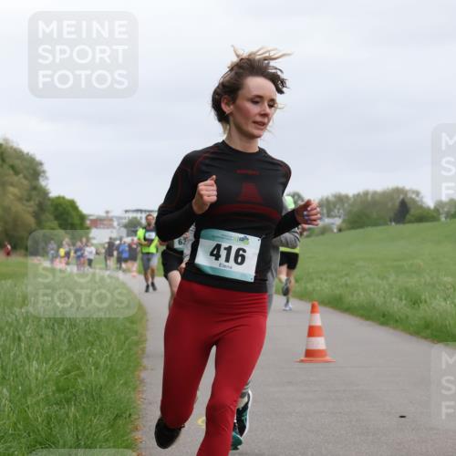 04.05.2025 - 8. Wedeler Halbmarathon Yannick Fuchs http://msf.ph/oto/7826126 04.05.2025 11:13:23 Laufen 63, 416 meine-sportfotos.de