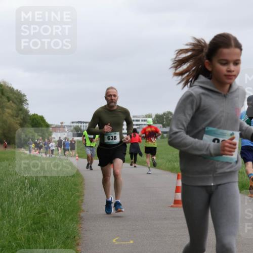 04.05.2025 - 8. Wedeler Halbmarathon Yannick Fuchs http://msf.ph/oto/7826134 04.05.2025 11:13:24 Laufen 638, 923 meine-sportfotos.de