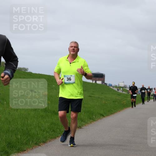 04.05.2025 - 8. Wedeler Halbmarathon Yannick Fuchs http://msf.ph/oto/7826147 04.05.2025 11:55:19 Laufen 275, 36 meine-sportfotos.de