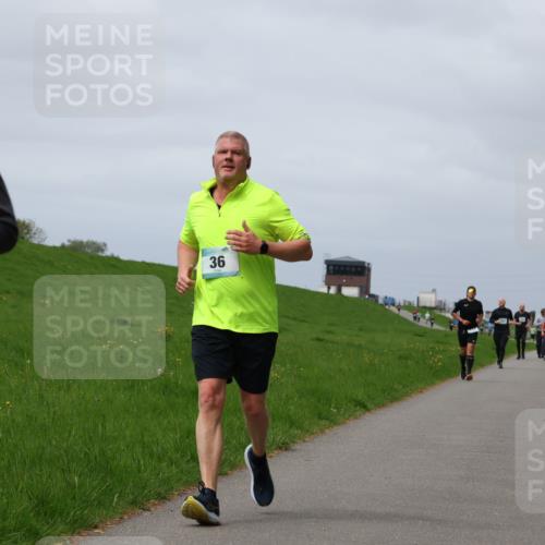 04.05.2025 - 8. Wedeler Halbmarathon Yannick Fuchs http://msf.ph/oto/7826158 04.05.2025 11:55:20 Laufen 9, 75, 36 meine-sportfotos.de