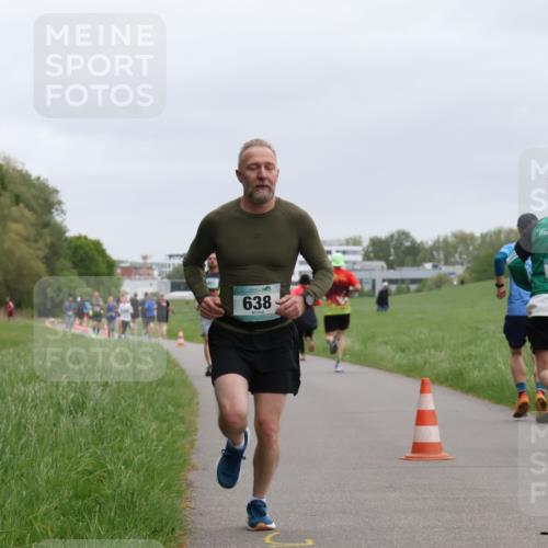 04.05.2025 - 8. Wedeler Halbmarathon Yannick Fuchs http://msf.ph/oto/7826168 04.05.2025 11:13:25 Laufen 638, 923 meine-sportfotos.de