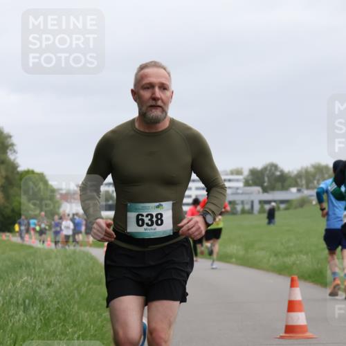 04.05.2025 - 8. Wedeler Halbmarathon Yannick Fuchs http://msf.ph/oto/7826183 04.05.2025 11:13:25 Laufen 638, 923 meine-sportfotos.de