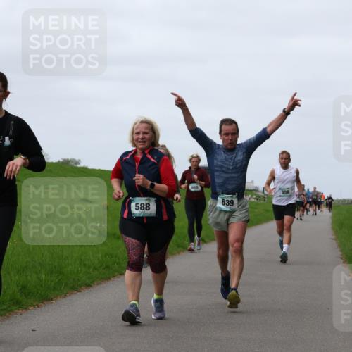 04.05.2025 - 8. Wedeler Halbmarathon Yannick Fuchs http://msf.ph/oto/7826187 04.05.2025 11:33:14 Laufen 1113, 588, 668, 639, 558 meine-sportfotos.de