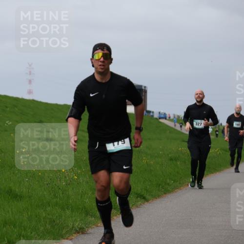 04.05.2025 - 8. Wedeler Halbmarathon Yannick Fuchs http://msf.ph/oto/7826216 04.05.2025 11:55:31 Laufen 327, 179, 160, 118, 121 meine-sportfotos.de