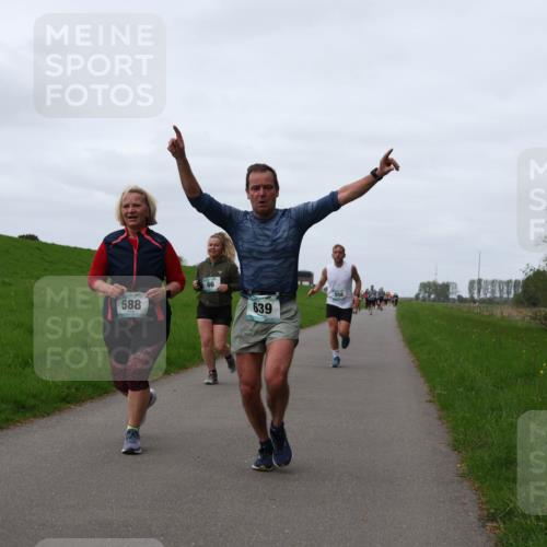 04.05.2025 - 8. Wedeler Halbmarathon Yannick Fuchs http://msf.ph/oto/7826269 04.05.2025 11:33:16 Laufen 588, 66, 639, 558 meine-sportfotos.de