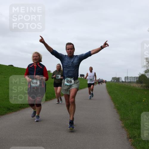 04.05.2025 - 8. Wedeler Halbmarathon Yannick Fuchs http://msf.ph/oto/7826272 04.05.2025 11:33:16 Laufen 588, 66, 639, 558 meine-sportfotos.de