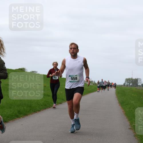 04.05.2025 - 8. Wedeler Halbmarathon Yannick Fuchs http://msf.ph/oto/7826284 04.05.2025 11:33:17 Laufen 99, 668, 558 meine-sportfotos.de