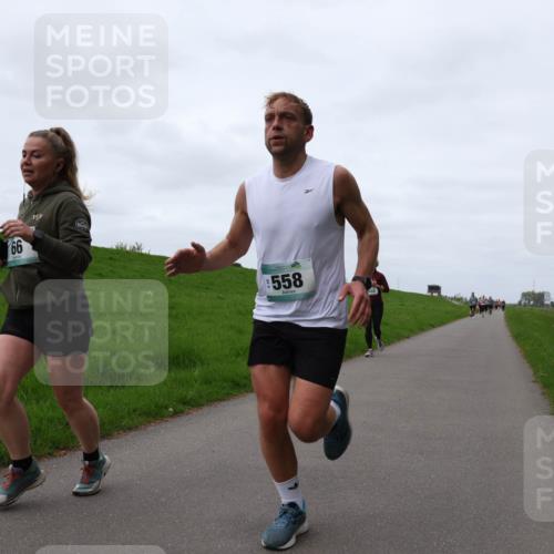 04.05.2025 - 8. Wedeler Halbmarathon Yannick Fuchs http://msf.ph/oto/7826326 04.05.2025 11:33:18 Laufen 66, 558 meine-sportfotos.de