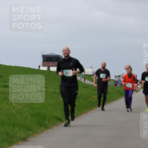 04.05.2025 - 8. Wedeler Halbmarathon Yannick Fuchs http://msf.ph/oto/7826336 04.05.2025 11:55:35 Laufen  meine-sportfotos.de