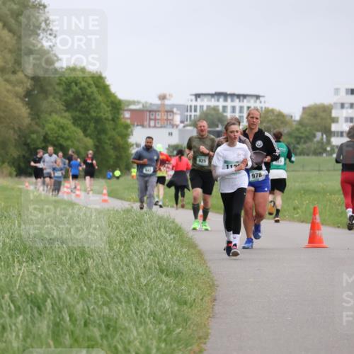 04.05.2025 - 8. Wedeler Halbmarathon Yannick Fuchs http://msf.ph/oto/7826346 04.05.2025 11:13:39 Laufen 643, 825, 112, 978 meine-sportfotos.de