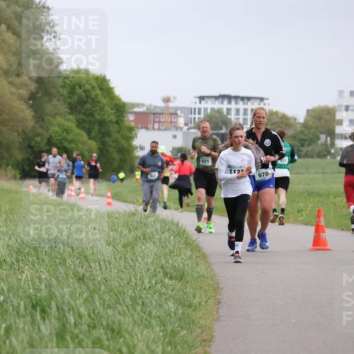 04.05.2025 - 8. Wedeler Halbmarathon Yannick Fuchs http://msf.ph/oto/7826350 04.05.2025 11:13:40 Laufen 825, 1122, 978 meine-sportfotos.de