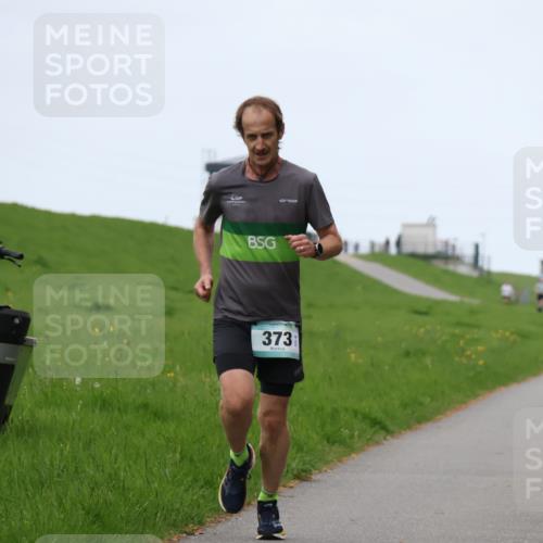 04.05.2025 - 8. Wedeler Halbmarathon Yannick Fuchs http://msf.ph/oto/7826376 04.05.2025 11:13:43 Laufen 373 meine-sportfotos.de