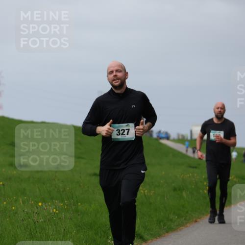 04.05.2025 - 8. Wedeler Halbmarathon Yannick Fuchs http://msf.ph/oto/7826380 04.05.2025 11:55:36 Laufen 327, 118 meine-sportfotos.de