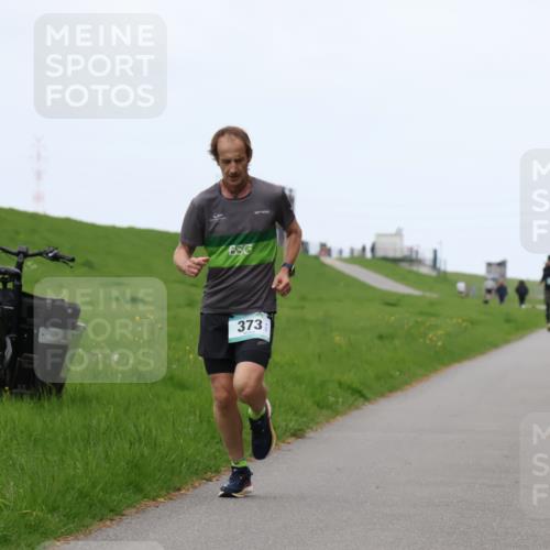 04.05.2025 - 8. Wedeler Halbmarathon Yannick Fuchs http://msf.ph/oto/7826395 04.05.2025 11:13:44 Laufen 373 meine-sportfotos.de