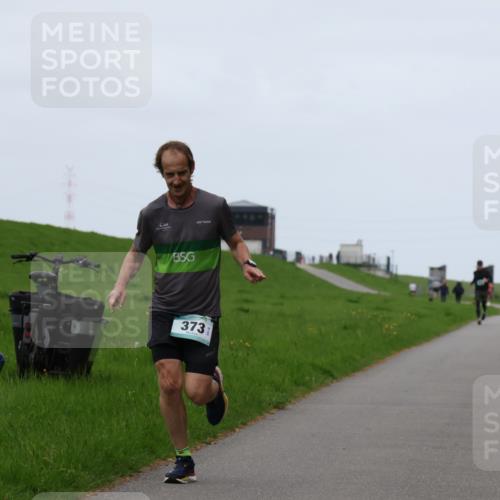 04.05.2025 - 8. Wedeler Halbmarathon Yannick Fuchs http://msf.ph/oto/7826408 04.05.2025 11:13:44 Laufen 373 meine-sportfotos.de
