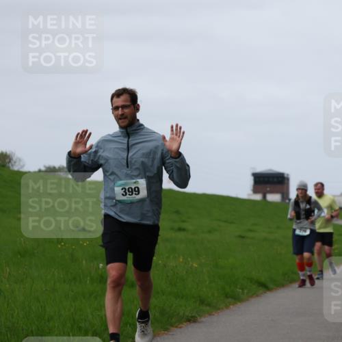 04.05.2025 - 8. Wedeler Halbmarathon Yannick Fuchs http://msf.ph/oto/7826413 04.05.2025 11:33:28 Laufen 399 meine-sportfotos.de