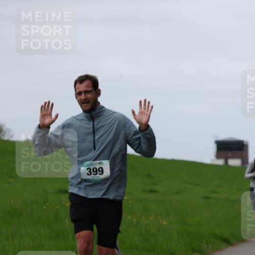04.05.2025 - 8. Wedeler Halbmarathon Yannick Fuchs http://msf.ph/oto/7826419 04.05.2025 11:33:28 Laufen 399 meine-sportfotos.de