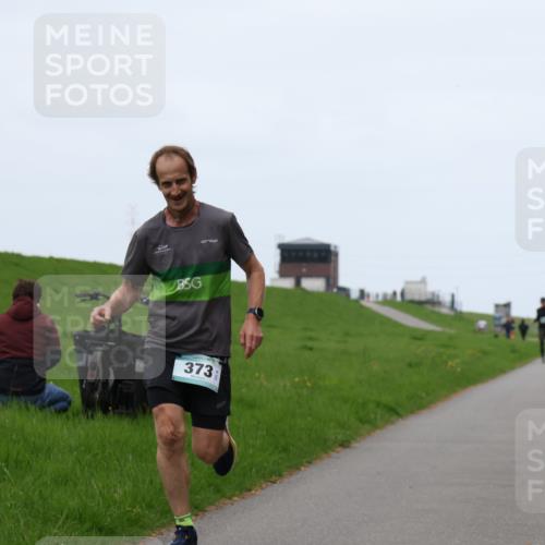 04.05.2025 - 8. Wedeler Halbmarathon Yannick Fuchs http://msf.ph/oto/7826424 04.05.2025 11:13:45 Laufen 373 meine-sportfotos.de