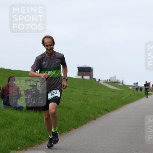 04.05.2025 - 8. Wedeler Halbmarathon Yannick Fuchs http://msf.ph/oto/7826430 04.05.2025 11:13:45 Laufen 373 meine-sportfotos.de
