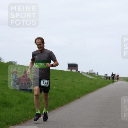 04.05.2025 - 8. Wedeler Halbmarathon Yannick Fuchs http://msf.ph/oto/7826452 04.05.2025 11:13:45 Laufen 373 meine-sportfotos.de