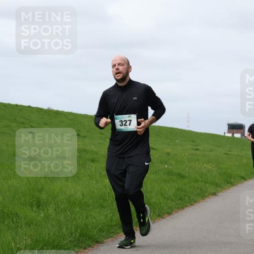04.05.2025 - 8. Wedeler Halbmarathon Yannick Fuchs http://msf.ph/oto/7826481 04.05.2025 11:55:40 Laufen 327, 160, 118, 121 meine-sportfotos.de