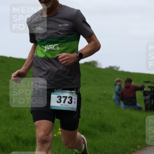 04.05.2025 - 8. Wedeler Halbmarathon Yannick Fuchs http://msf.ph/oto/7826493 04.05.2025 11:13:47 Laufen 441, 3739 meine-sportfotos.de