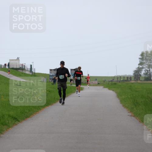 04.05.2025 - 8. Wedeler Halbmarathon Yannick Fuchs http://msf.ph/oto/7826502 04.05.2025 11:13:53 Laufen  meine-sportfotos.de
