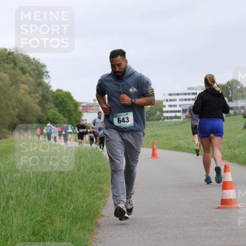 04.05.2025 - 8. Wedeler Halbmarathon Yannick Fuchs http://msf.ph/oto/7826562 04.05.2025 11:13:59 Laufen 643 meine-sportfotos.de