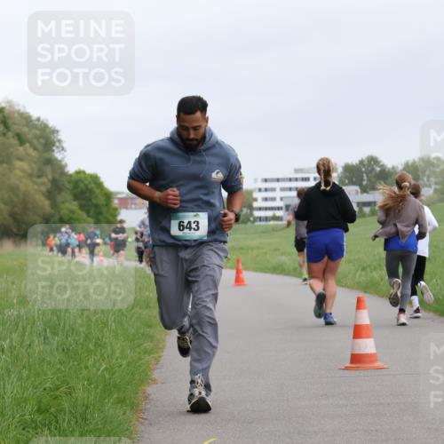 04.05.2025 - 8. Wedeler Halbmarathon Yannick Fuchs http://msf.ph/oto/7826585 04.05.2025 11:14:00 Laufen 643 meine-sportfotos.de