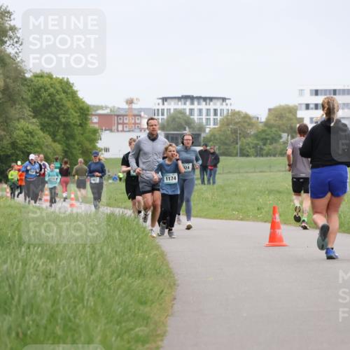 04.05.2025 - 8. Wedeler Halbmarathon Yannick Fuchs http://msf.ph/oto/7826639 04.05.2025 11:14:04 Laufen 724, 1174 meine-sportfotos.de