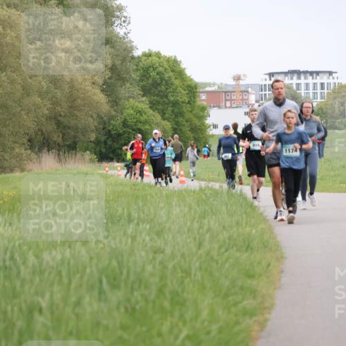 04.05.2025 - 8. Wedeler Halbmarathon Yannick Fuchs http://msf.ph/oto/7826695 04.05.2025 11:14:06 Laufen 919, 1174 meine-sportfotos.de