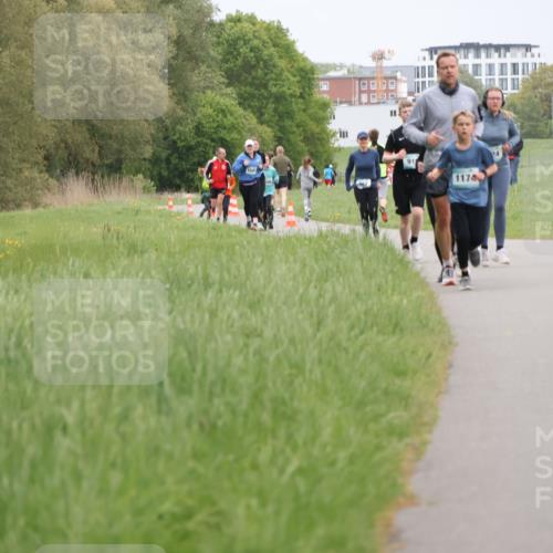 04.05.2025 - 8. Wedeler Halbmarathon Yannick Fuchs http://msf.ph/oto/7826697 04.05.2025 11:14:06 Laufen 1174 meine-sportfotos.de