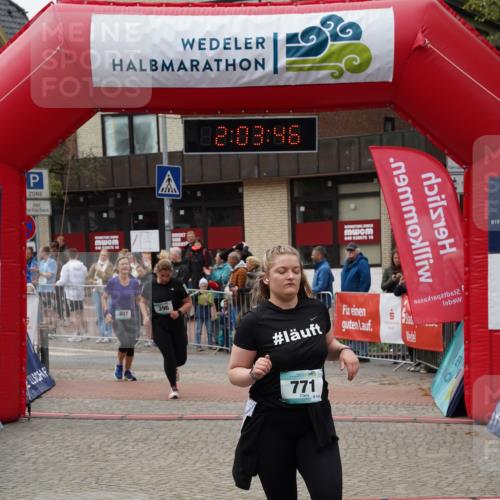 04.05.2025 - 8. Wedeler Halbmarathon Felixshl http://msf.ph/oto/7826730 04.05.2025 12:03:44 Ziel 307, 396, 733, 734, 771 meine-sportfotos.de