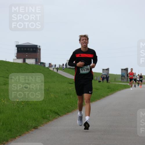 04.05.2025 - 8. Wedeler Halbmarathon Yannick Fuchs http://msf.ph/oto/7826756 04.05.2025 11:14:13 Laufen 1176 meine-sportfotos.de