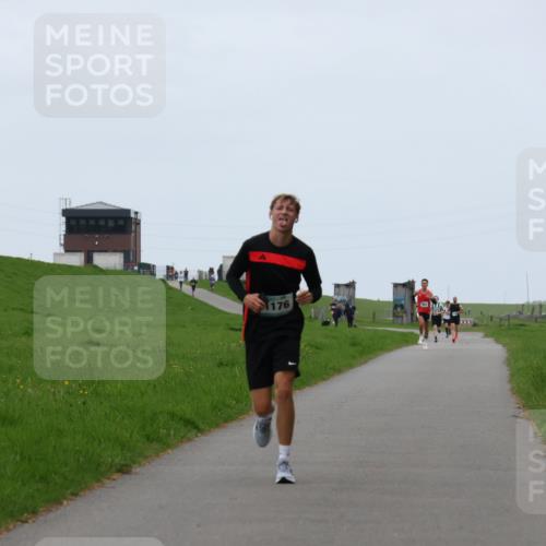04.05.2025 - 8. Wedeler Halbmarathon Yannick Fuchs http://msf.ph/oto/7826762 04.05.2025 11:14:13 Laufen 176 meine-sportfotos.de