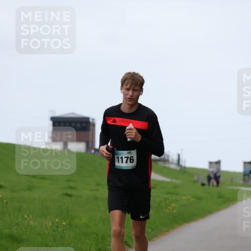 04.05.2025 - 8. Wedeler Halbmarathon Yannick Fuchs http://msf.ph/oto/7826786 04.05.2025 11:14:15 Laufen 1176 meine-sportfotos.de