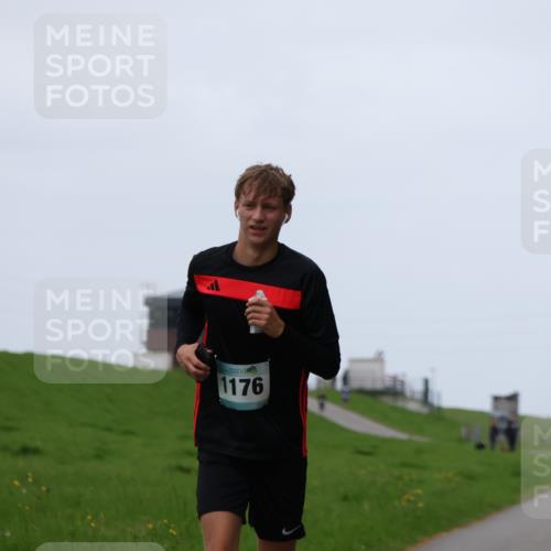 04.05.2025 - 8. Wedeler Halbmarathon Yannick Fuchs http://msf.ph/oto/7826796 04.05.2025 11:14:16 Laufen 1176 meine-sportfotos.de