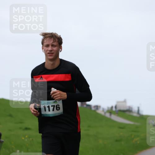 04.05.2025 - 8. Wedeler Halbmarathon Yannick Fuchs http://msf.ph/oto/7826817 04.05.2025 11:14:17 Laufen 1176 meine-sportfotos.de