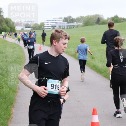 04.05.2025 - 8. Wedeler Halbmarathon Yannick Fuchs http://msf.ph/oto/7826849 04.05.2025 11:14:24 Laufen 919 meine-sportfotos.de
