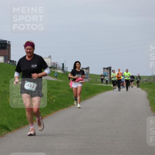 04.05.2025 - 8. Wedeler Halbmarathon Yannick Fuchs http://msf.ph/oto/7826852 04.05.2025 11:56:02 Laufen 433 meine-sportfotos.de