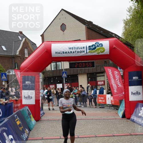 04.05.2025 - 8. Wedeler Halbmarathon Felixshl http://msf.ph/oto/7826867 04.05.2025 12:03:53 Ziel 146, 494, 926 meine-sportfotos.de