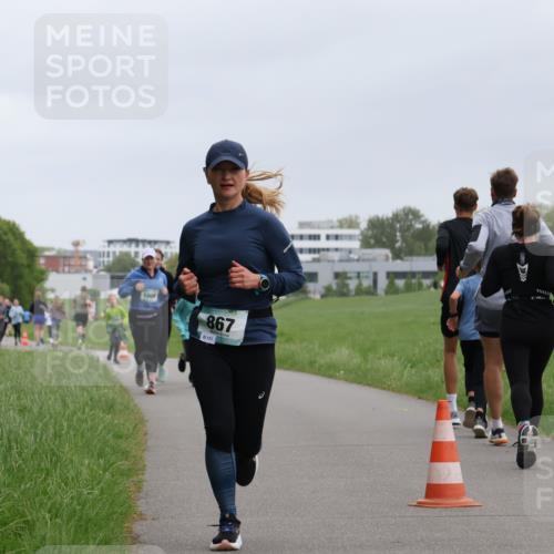 04.05.2025 - 8. Wedeler Halbmarathon Yannick Fuchs http://msf.ph/oto/7826869 04.05.2025 11:14:28 Laufen 1008, 867, 8151 meine-sportfotos.de