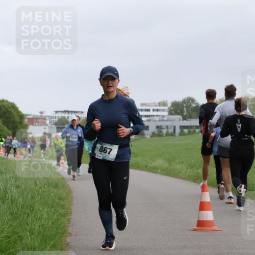 04.05.2025 - 8. Wedeler Halbmarathon Yannick Fuchs http://msf.ph/oto/7826872 04.05.2025 11:14:28 Laufen 1008, 867, 8151 meine-sportfotos.de