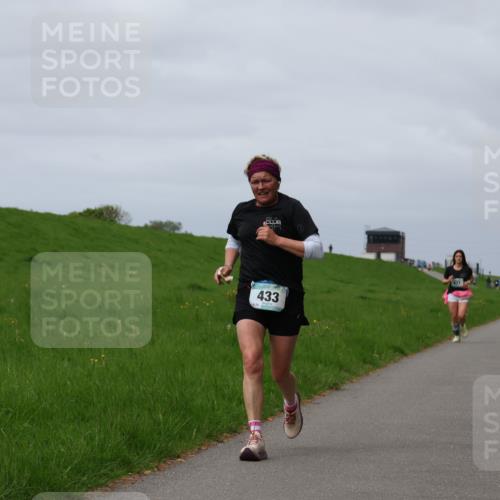 04.05.2025 - 8. Wedeler Halbmarathon Yannick Fuchs http://msf.ph/oto/7826919 04.05.2025 11:56:07 Laufen 433 meine-sportfotos.de