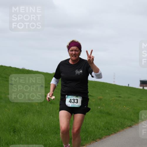 04.05.2025 - 8. Wedeler Halbmarathon Yannick Fuchs http://msf.ph/oto/7826933 04.05.2025 11:56:09 Laufen 433, 78 meine-sportfotos.de