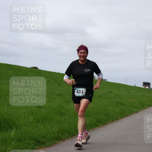 04.05.2025 - 8. Wedeler Halbmarathon Yannick Fuchs http://msf.ph/oto/7826953 04.05.2025 11:56:09 Laufen 433 meine-sportfotos.de